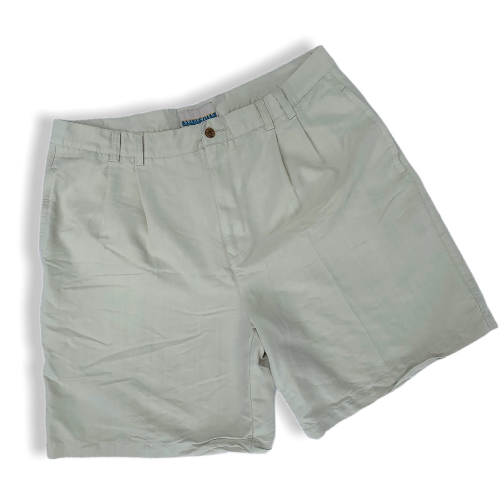 Men’s Breakwater Bay Khaki Casual Shorts 38